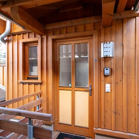 Dik Hout Alpehytte *