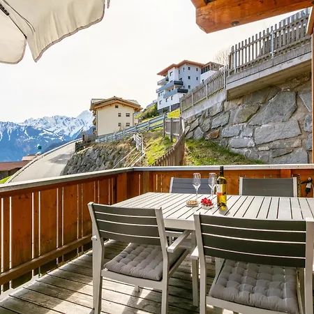 Dik Hout Chalet